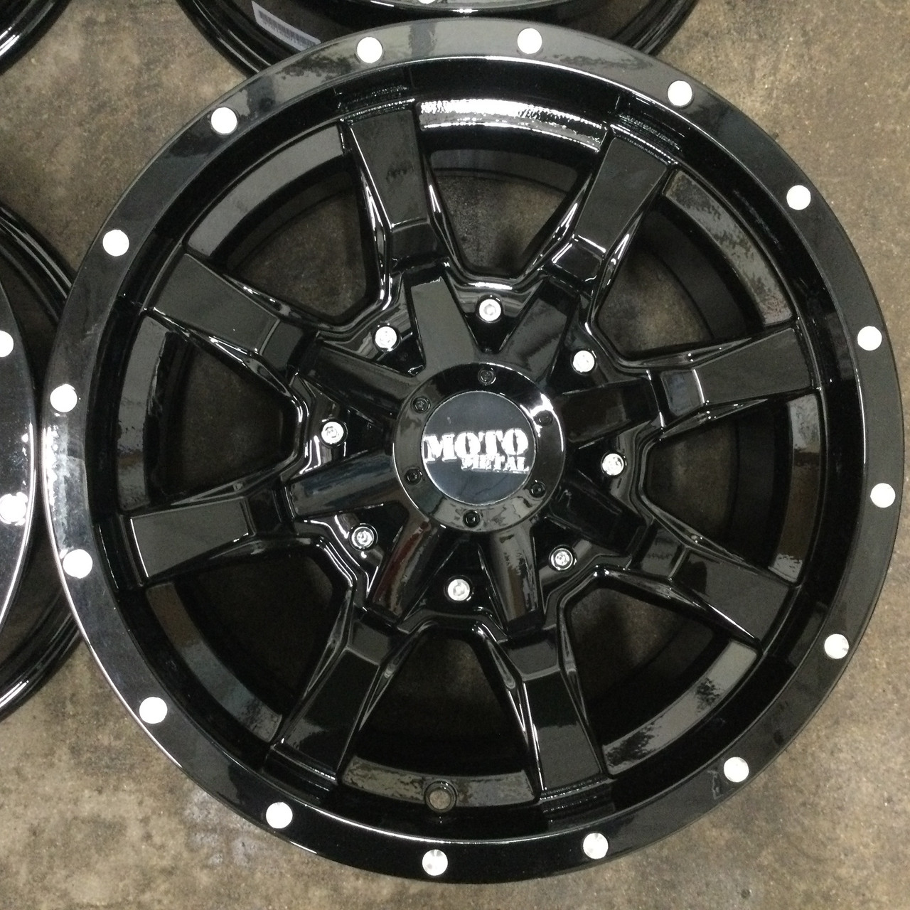 Set 4 17" Moto Metal MO970 17x9 8x6.5 Gloss Black Milled Lip Lifted Wheels -12mm