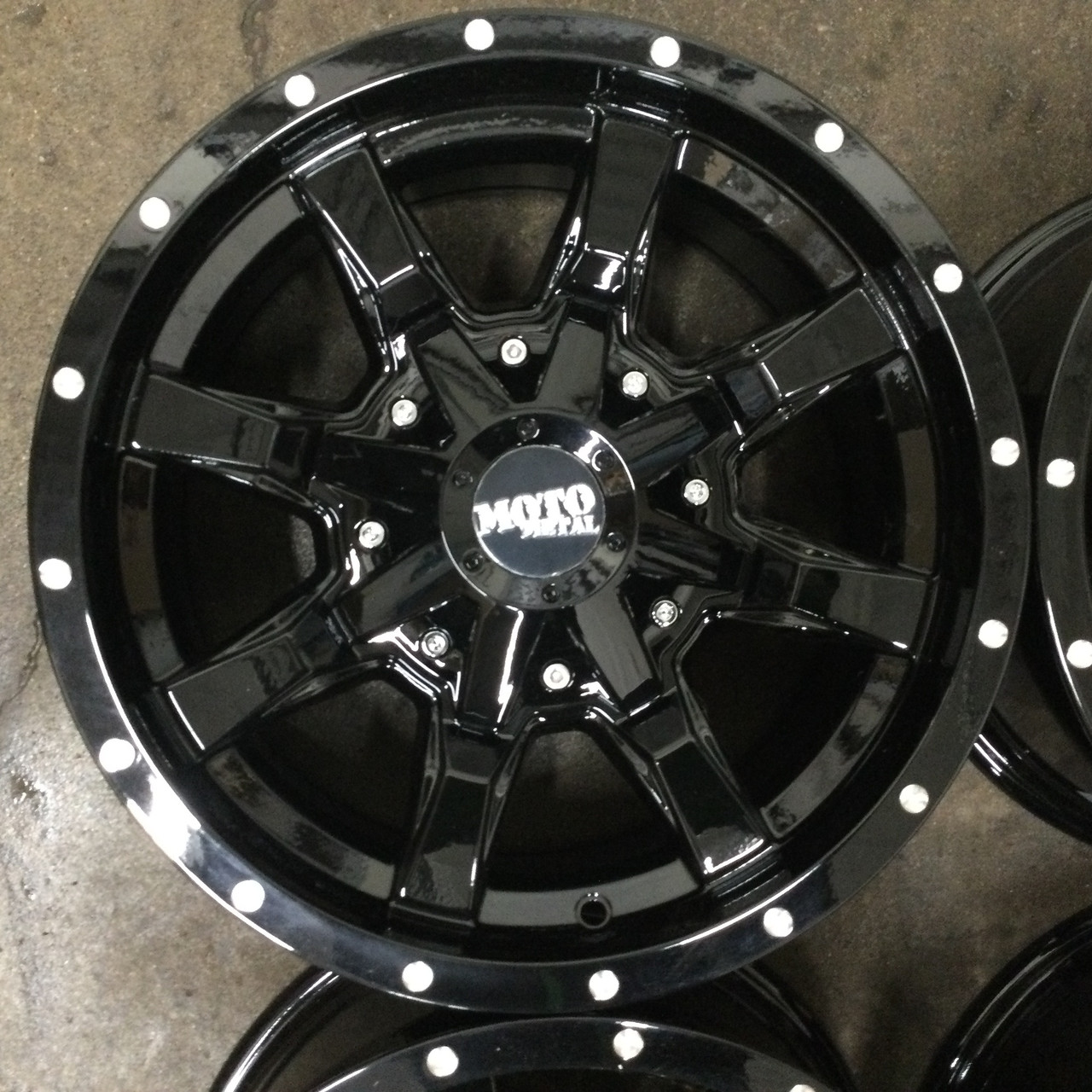 Set 4 17" Moto Metal MO970 17x9 8x6.5 Gloss Black Milled Lip Lifted Wheels -12mm