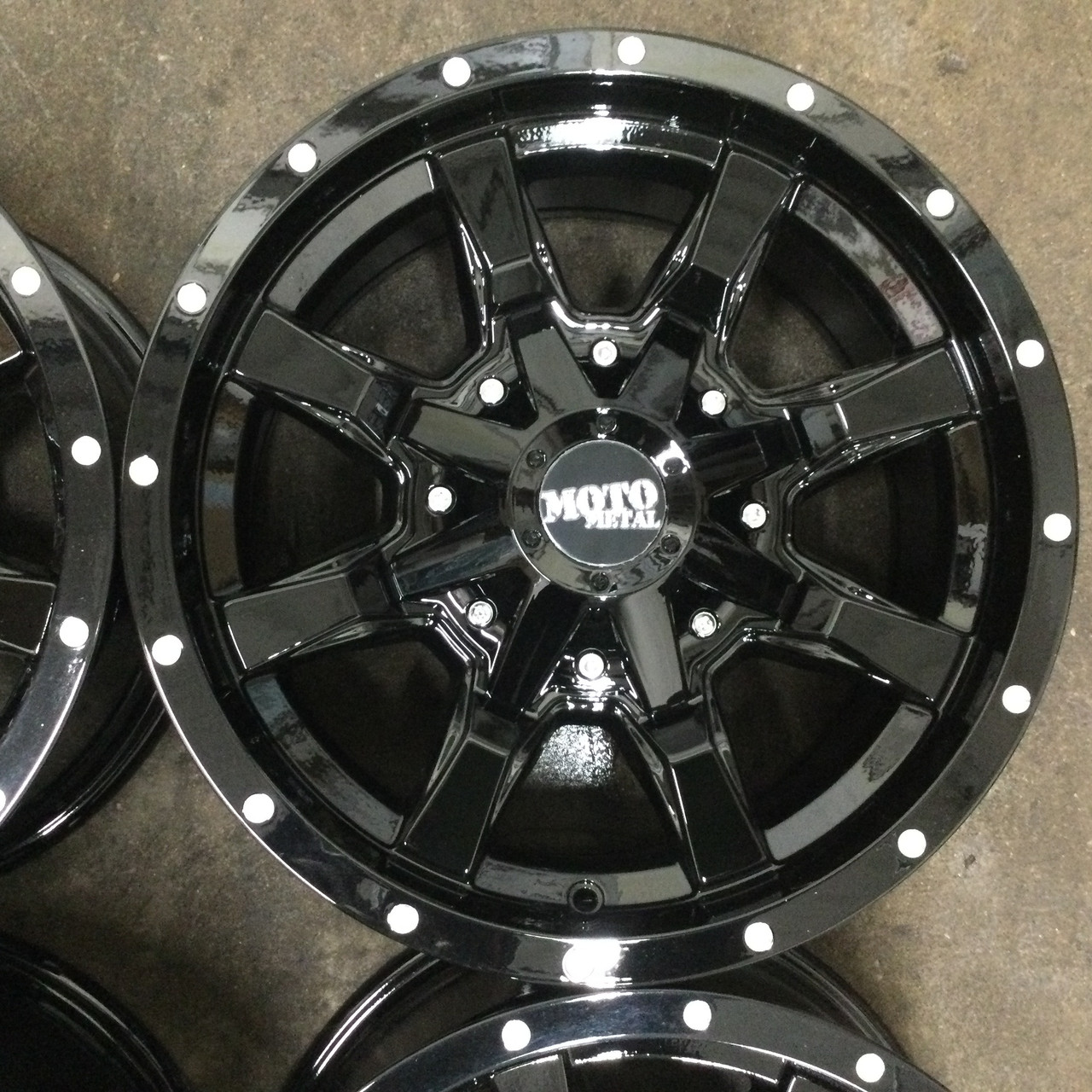 Set 4 17" Moto Metal MO970 17x9 8x6.5 Gloss Black Milled Lip Lifted Wheels -12mm