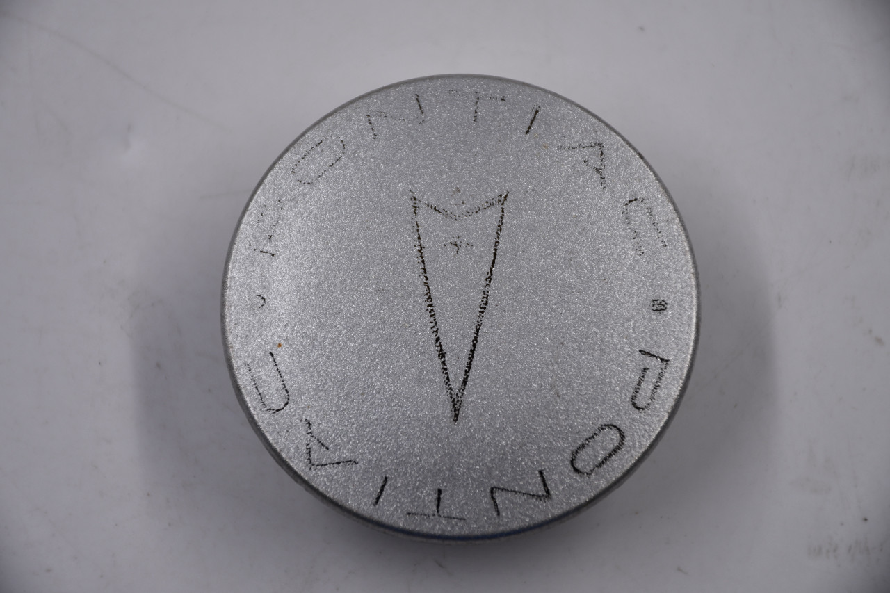 Pontiac  Silver w/ Black Logo Wheel Center Cap Hub Cap 9593169(PON) 2.25" Pontiac Snap in