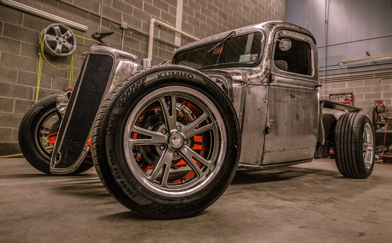 Set 4 18" Ridler 606 18x9.5 Grey W Machined Lip 5x5 Wheels 0mm Rims