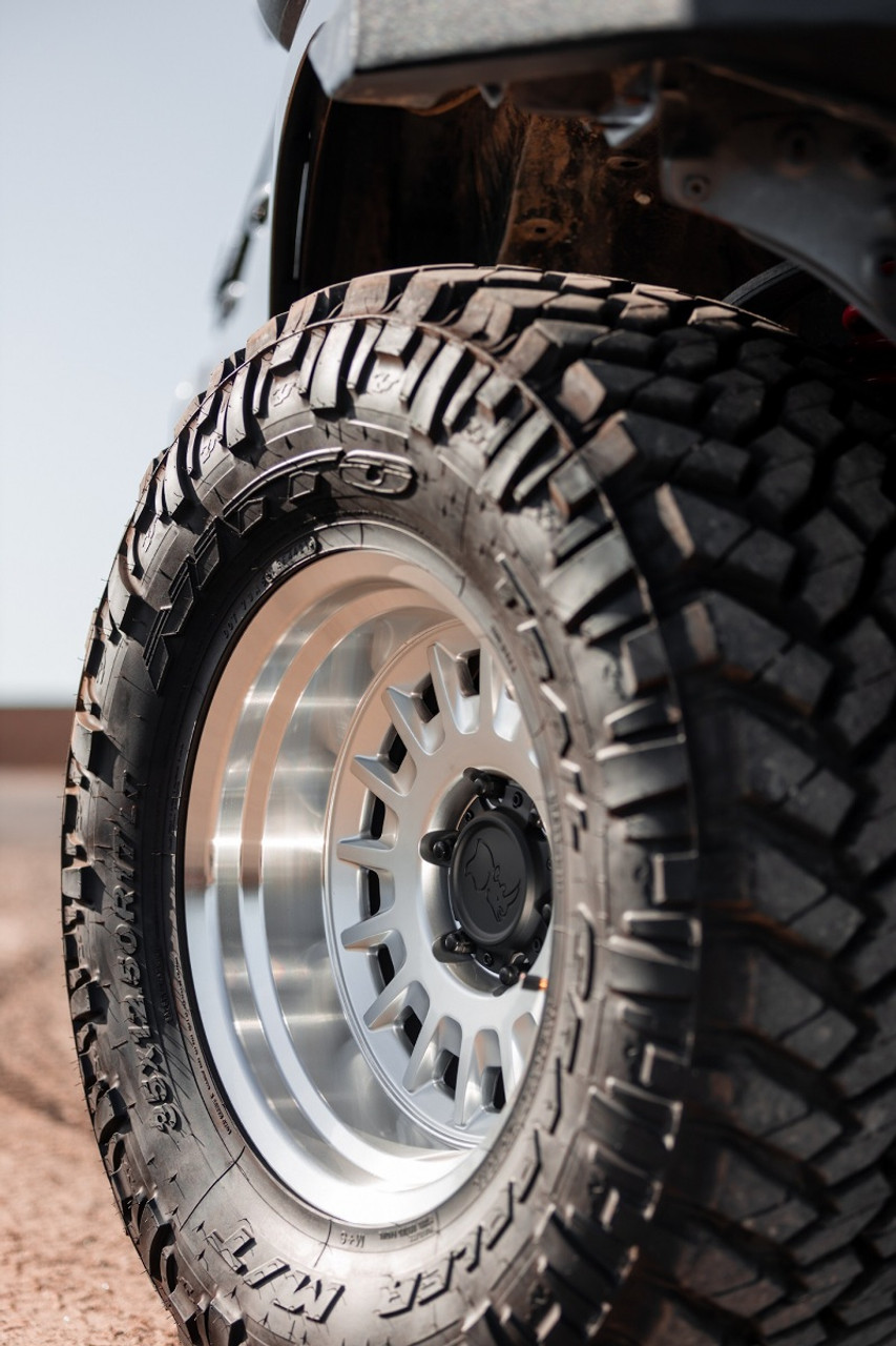 Black Rhino Aliso 17x8 6x5.5 Matte Black Wheel 17" 0mm Rim Black Rhino Aliso 17x8 6x5.5 Matte Black Wheel 17" 0mm Rim