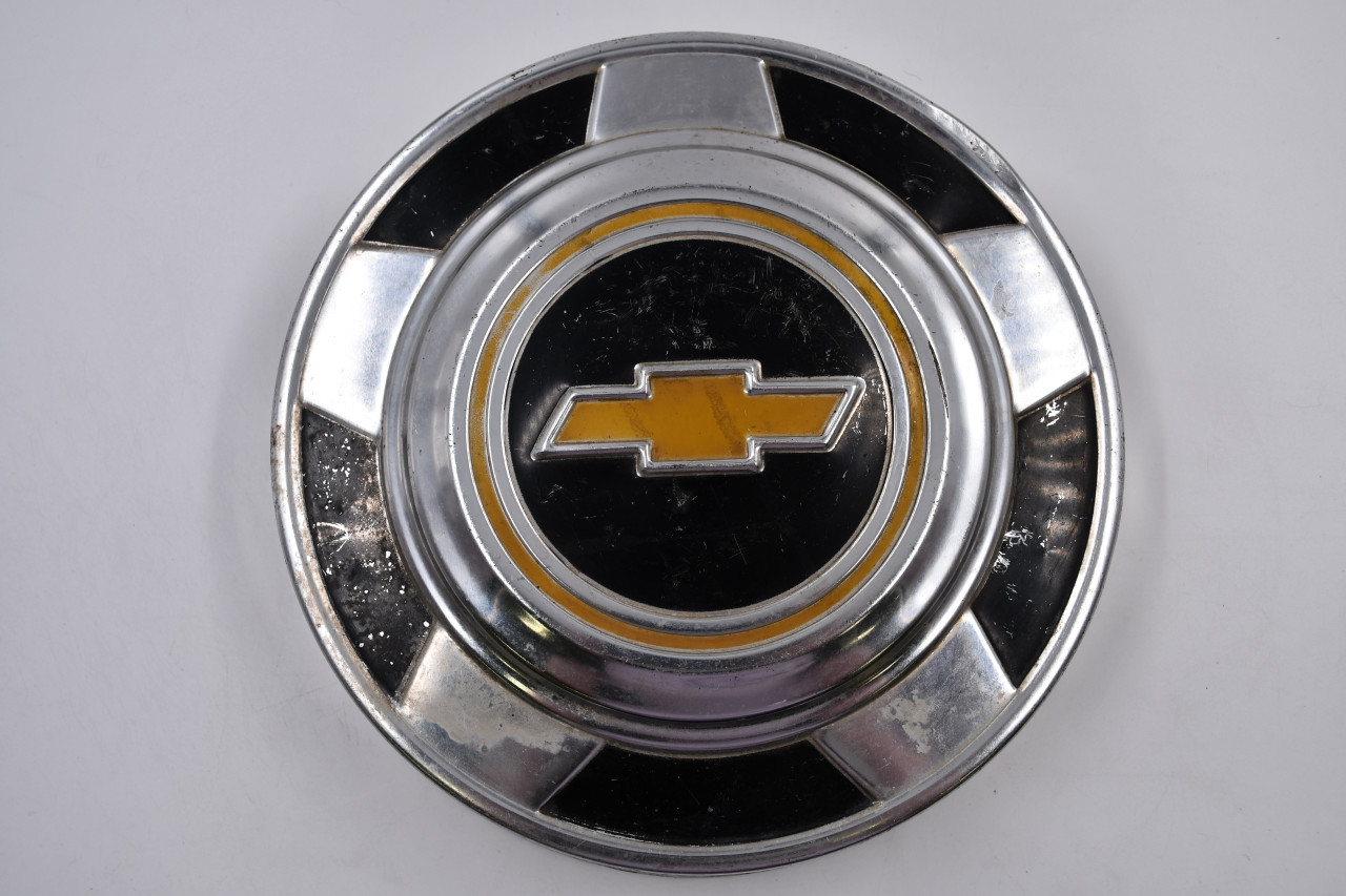 Chevrolet Aluminum, Black & Gold Wheel Center Cap Hub Cap CHEV10
