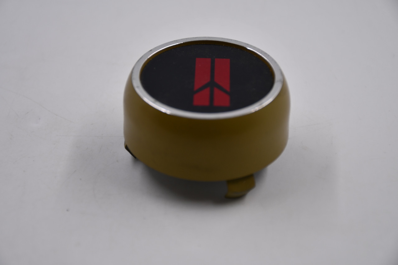 Olds Mobile Gold w/ Silver accent & Black & Red Logo Wheel Center Cap Hub Cap OLDSMOBILE/2.25 2.25" OEM