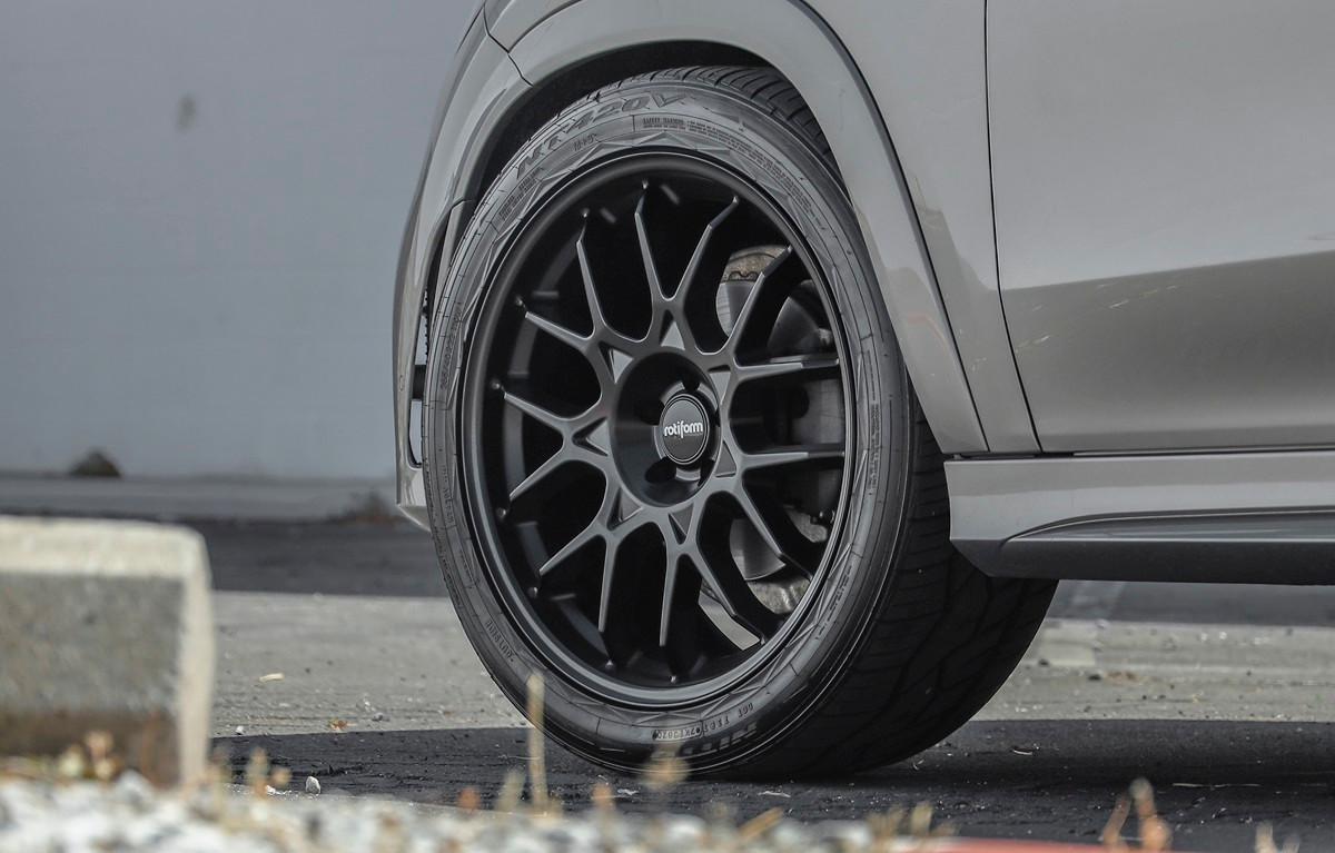 Rotiform 1PC R196 Zws 22x12 5x112 Gloss Anthracite Wheel 22" 35mm Rim