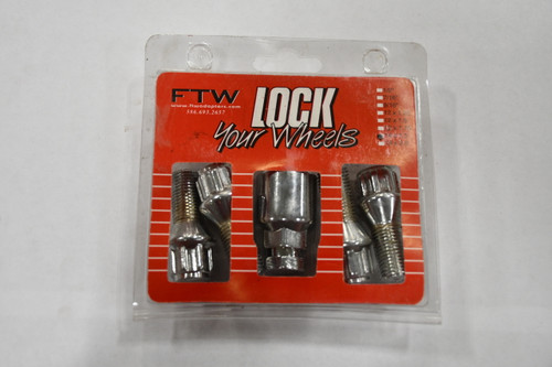 Set 4 14x1.5x24 Wheel Locks Locking Lug Nuts Chrome w Key BL001