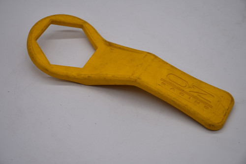 OZ Racing Yellow Wheel Center Cap Hub Cap M604 2.375