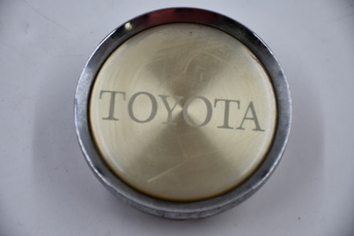 Toyota Chrome w/ Gold Acrylic Inset Wheel Center Cap Hub Cap M1C2RB/TOYOTA 2.5"