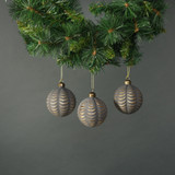 Luna Glass Frill Bauble Pewter & Gold (Set of 4) Luna Glass Frill Bauble Pewter & Gold (Set of 4)