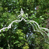 Cream Vintage Metal Garden Arch Cream Vintage Metal Garden Arch