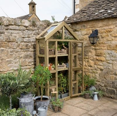 Greenhouses & Cold Frames