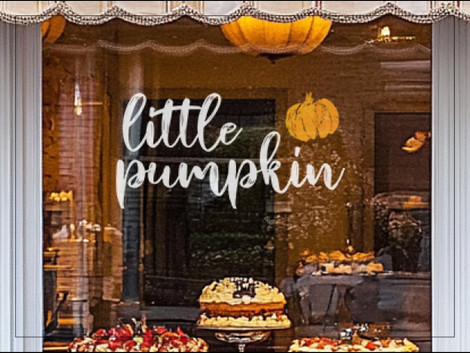 Seasonal Promotions: Crafting Perfect Signs with Paint Markers