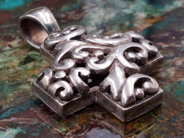 ATI Bali Sterling Silver Chunky Cutout Puffed Vintage Cross Pendant Necklace Medium