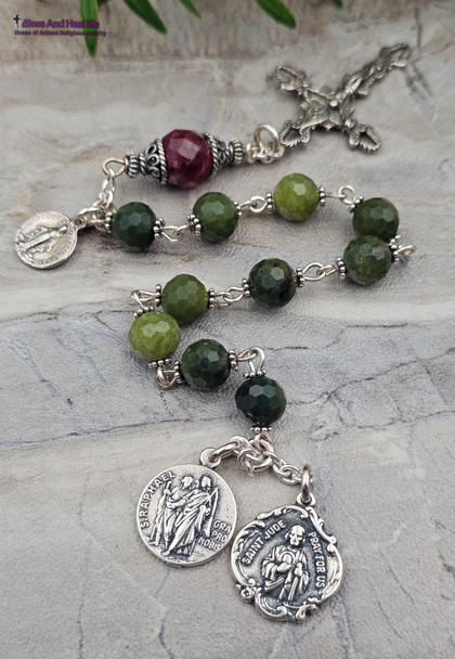 Jude Raphael Miraculous Mary Green Jade Sterling Silver Chaplet