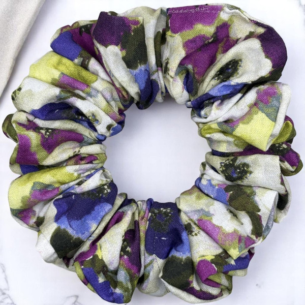 Tuhil Threads Medium Vibrant Abstract Print John Louden Cotton Scrunchie. Shop Tuhil Threads hair accessories.