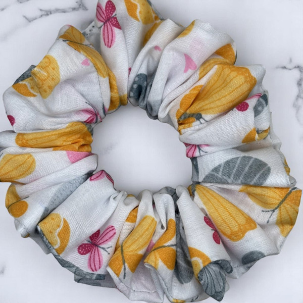 Tuhil Threads Medium White Butterfly & Leaf Print Polycotton Scrunchie. Shop Tuhil Threads hair accessories.