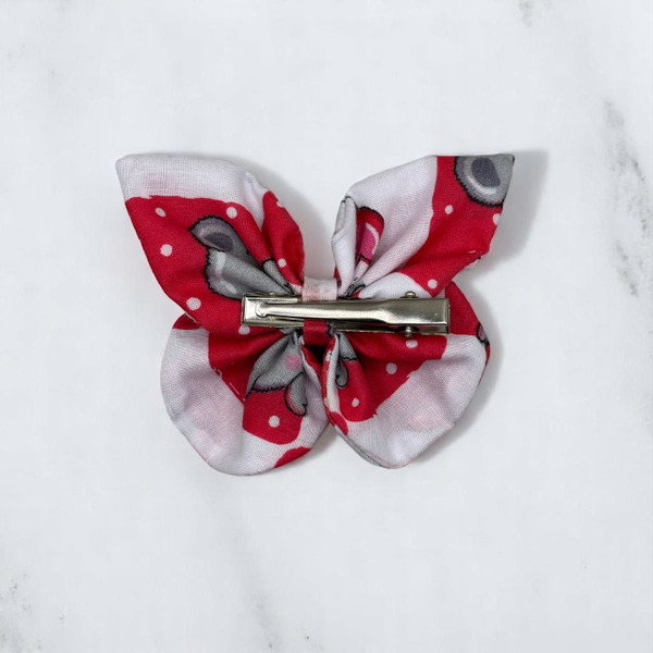 An adorable Sweetheart Teddy & Dots Small Polycotton Butterfly Bow by Tuhil Threads, measuring 10cm wide by 6cm high. Shop Tuhil Threads hair accessories.