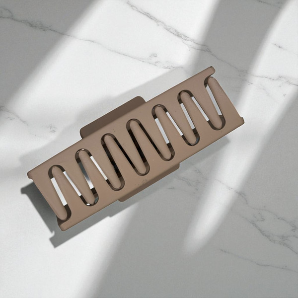 Taupe plastic claw hair clip 8.5cm - Tuhil Threads Taupe plastic claw hair clip 8.5cm - Tuhil Threads