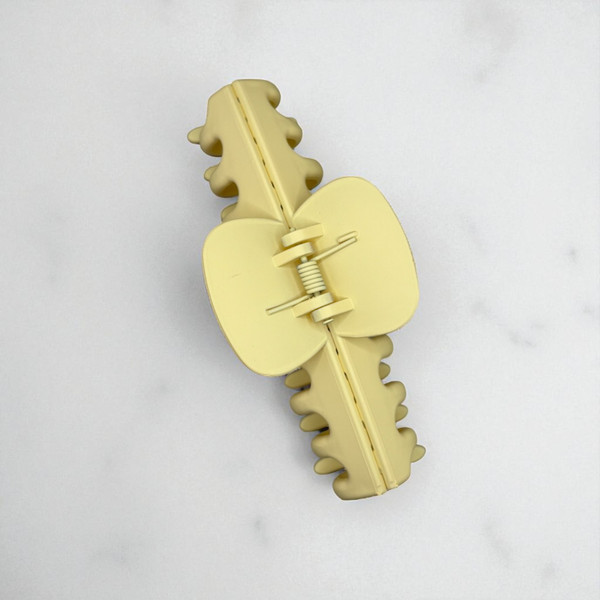 Matte Cream Wave Claw Clip - 11cm. Shop at  Tuhil Threads. Matte Cream Wave Claw Clip - 11cm. Shop at  Tuhil Threads.