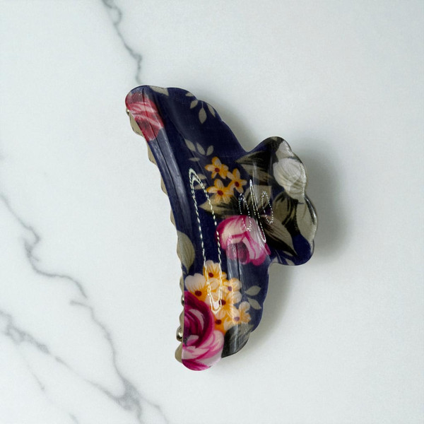 Purple Tropical Floral Wavy Claw Clip - 9cm Purple Tropical Floral Wavy Claw Clip - 9cm