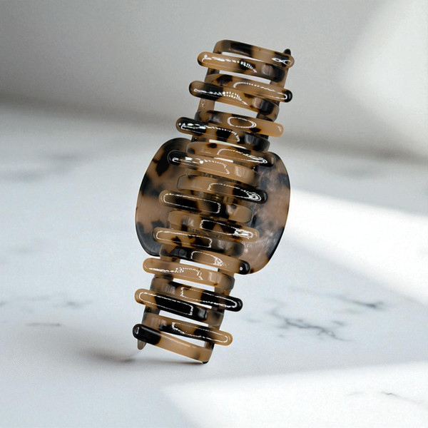 Acetate Tortoiseshell Hair Claw Clip - 10cm. Shop at Tuhil Threads. Acetate Tortoiseshell Hair Claw Clip - 10cm. Shop at Tuhil Threads.