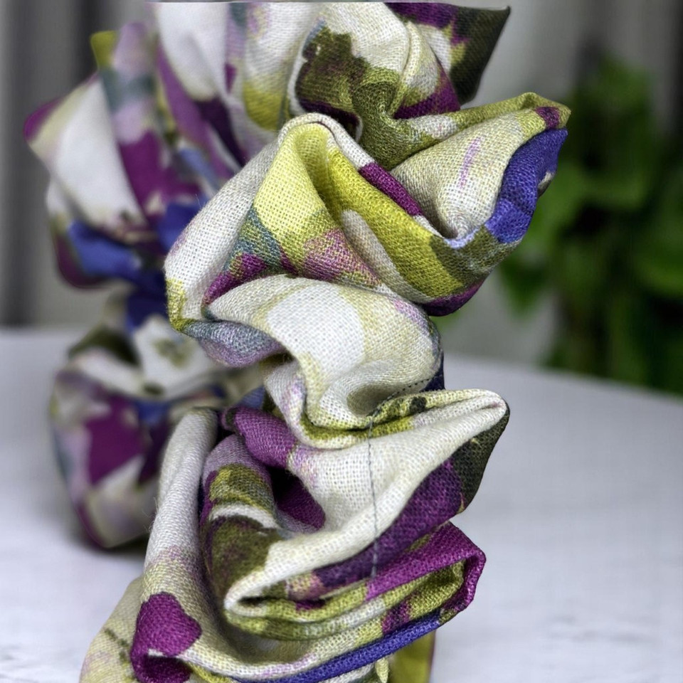 Tuhil Threads Medium Vibrant Abstract Print John Louden Cotton Scrunchie. Shop Tuhil Threads hair accessories.