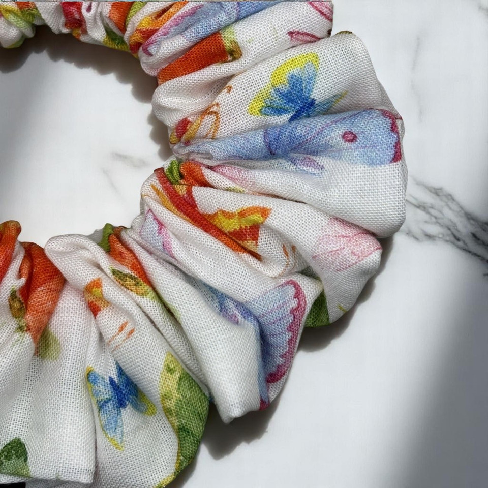 Tuhil Threads Medium White Multicolour Butterfly Print John Louden Cotton Scrunchie. Shop Tuhil Threads hair accessories.