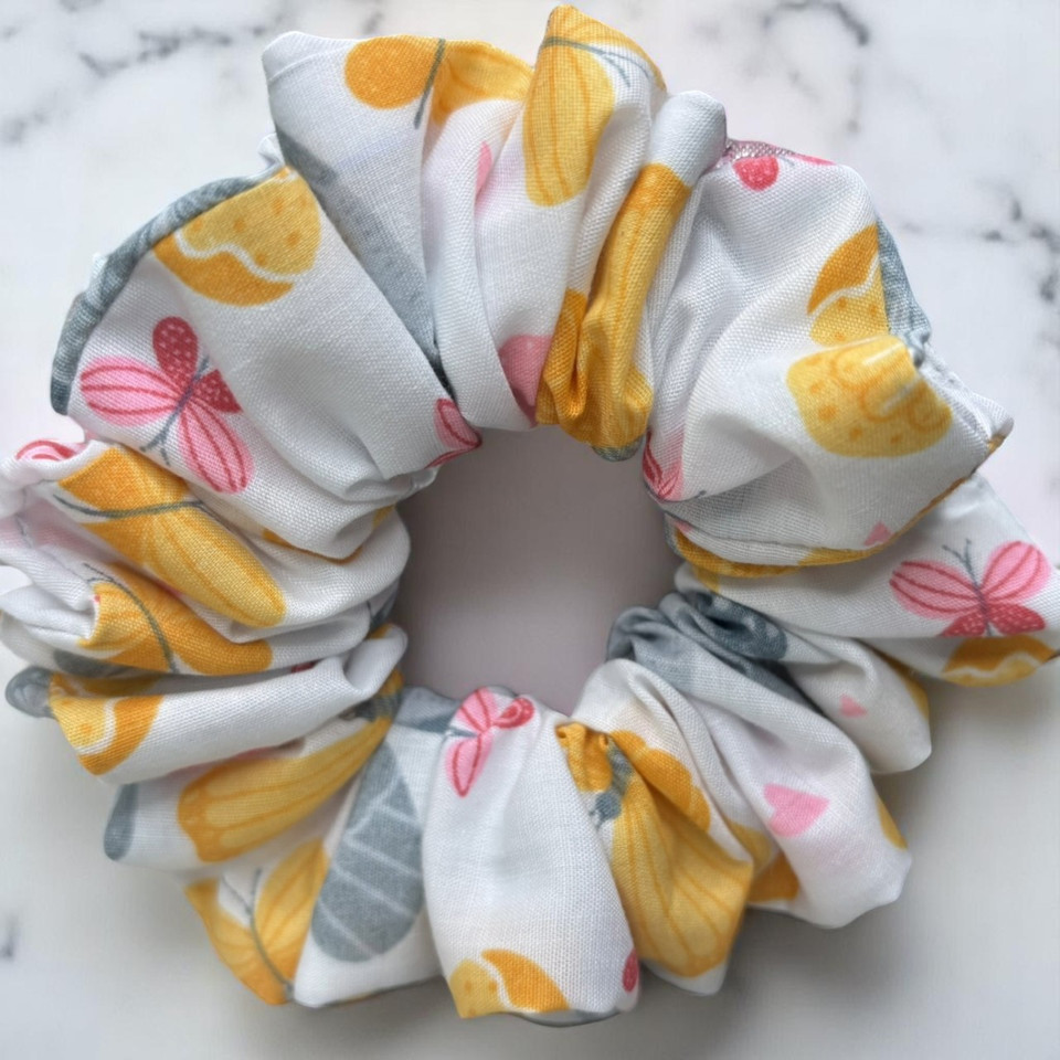 Tuhil Threads Medium White Butterfly & Leaf Print Polycotton Scrunchie. Shop Tuhil Threads hair accessories.