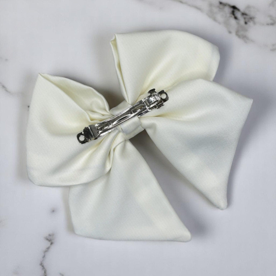 Tuhil Threads Cream Single Layer Royal Micro Satin Sailor Bow (or bow clip/bow hair tie, depending on focus). Luxurious satin hair bow for an elegant, sophisticated accent. Shop Tuhil Threads hair accessories.