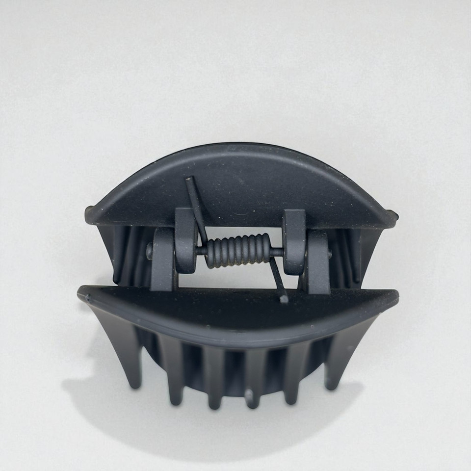 Black Slotted Hair Clip 9.5cm  - Tuhil Threads Black Slotted Hair Clip 9.5cm  - Tuhil Threads