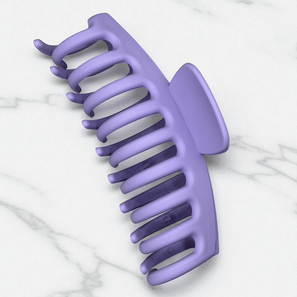 Matte Fuchsia Wave Claw Clip - 11cm Matte Fuchsia Wave Claw Clip - 11cm