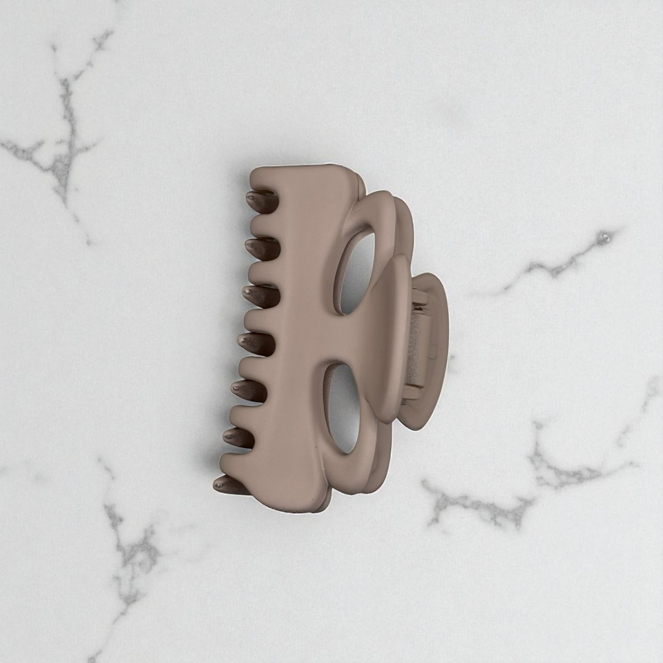 Matte Mocha Claw Clip - 5.5cm Matte Mocha Claw Clip - 5.5cm