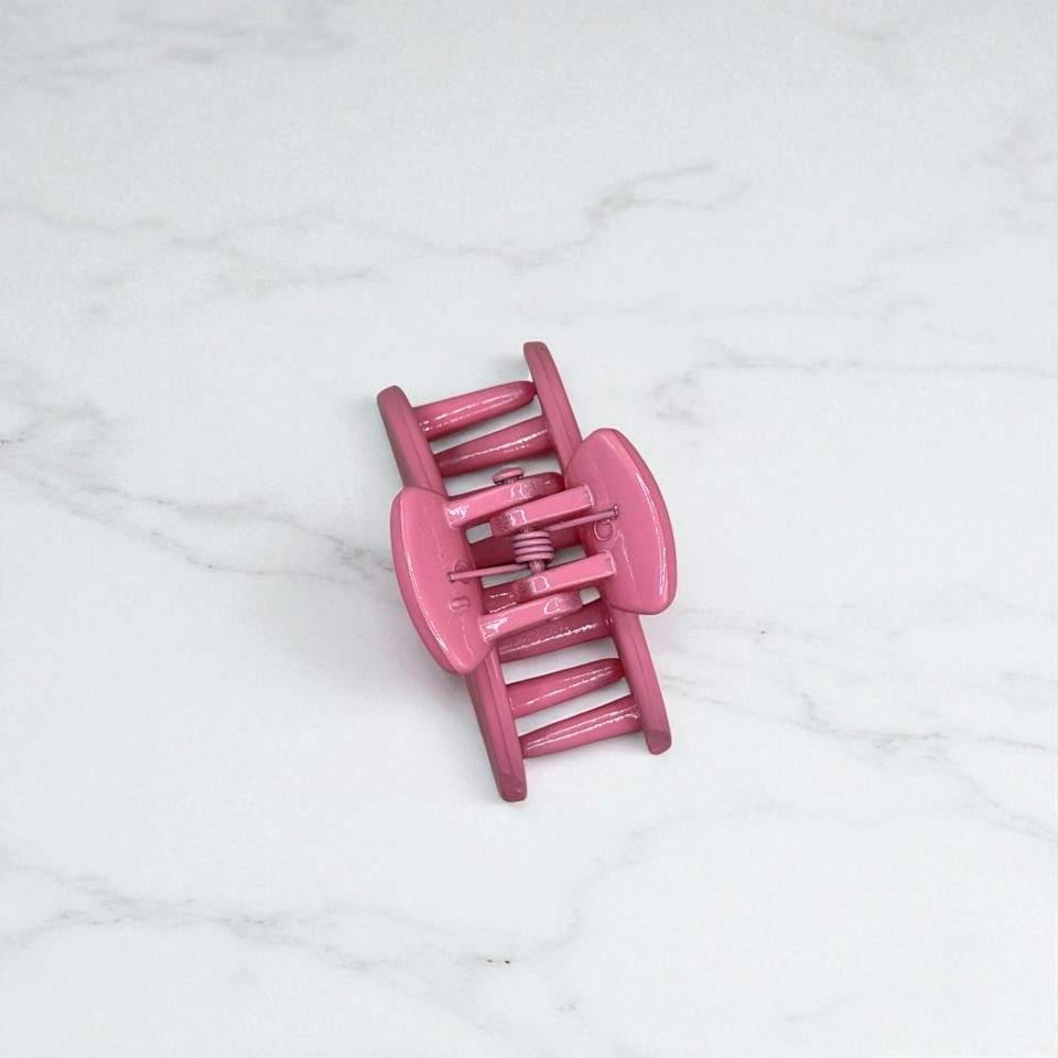 Pink Open Arched Hair Claw Clip - 4cm. Shop at Tuhil Threads. Pink Open Arched Hair Claw Clip - 4cm. Shop at Tuhil Threads.