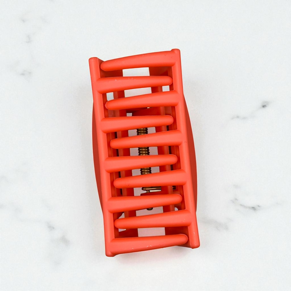 Matte Coral Rectangular Open Claw Clip 8cm. Shop at Tuhil Threads. Matte Coral Rectangular Open Claw Clip 8cm. Shop at Tuhil Threads.