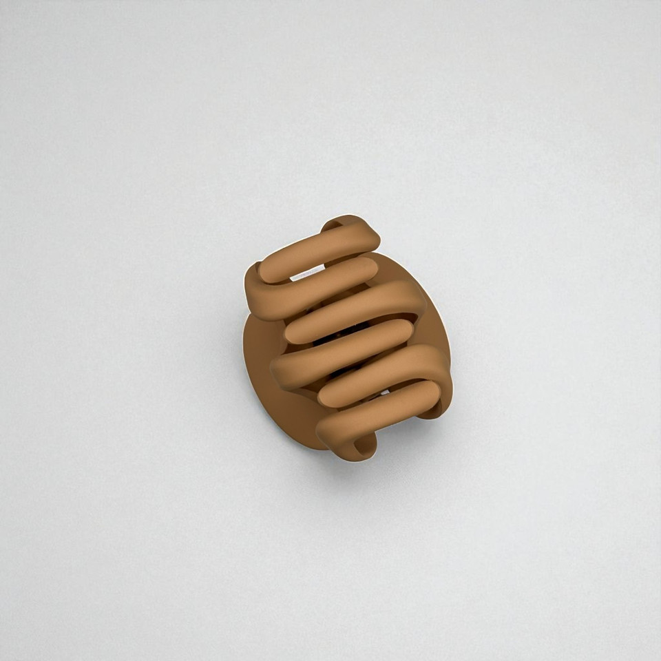 Matte Beige Octopus Claw Clip - 3cm. Shop at Tuhil Threads. Matte Beige Octopus Claw Clip - 3cm. Shop at Tuhil Threads.