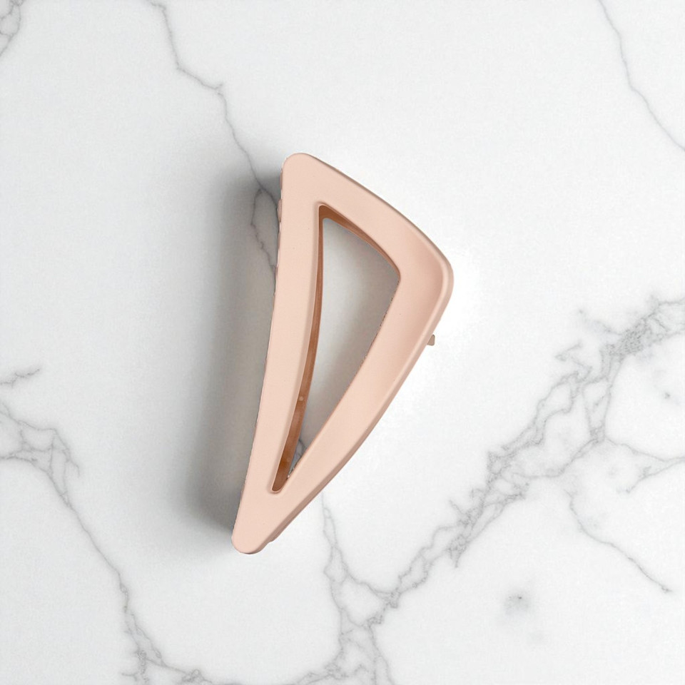 Top view of Matte Pale Peach V-Shape Open Hair Claw Clip , 8cm long. Top view of Matte Pale Peach V-Shape Open Hair Claw Clip , 8cm long.