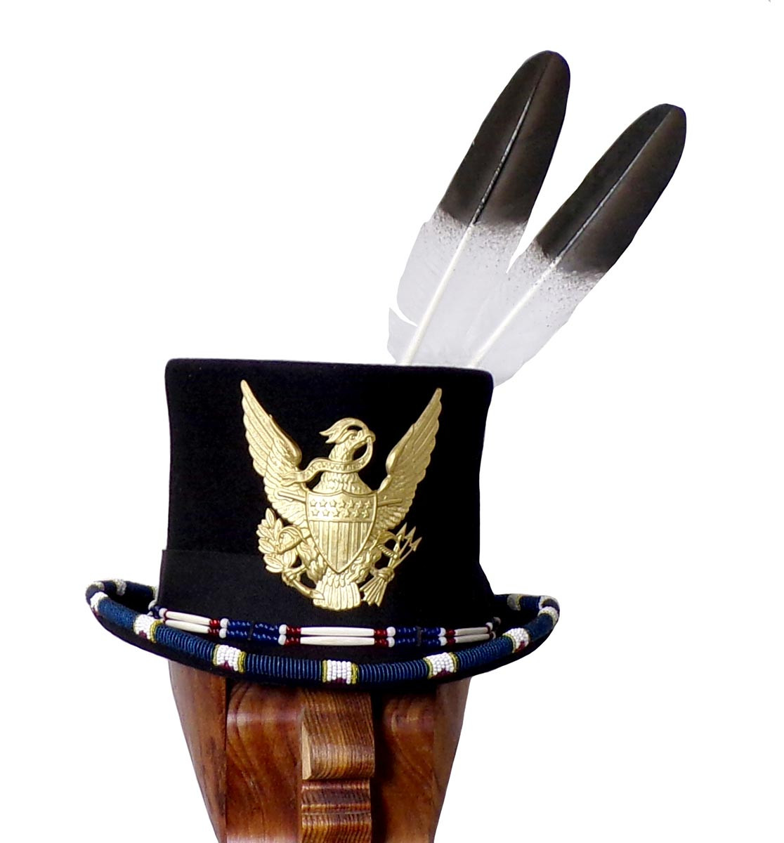 Red and Blue Glass Beaded Top Hat w Beaded Imitation Eagle  display picture 2