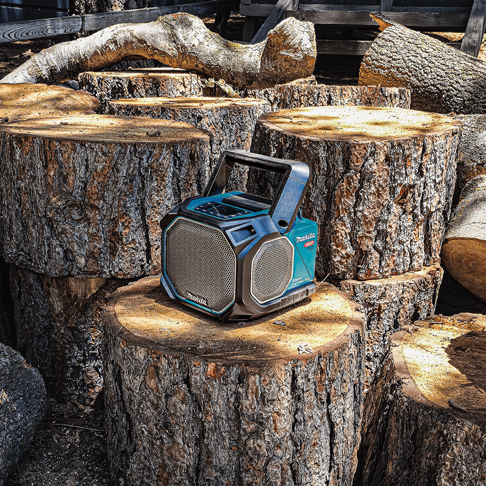Makita 40V Max/18V Cordless Bluetooth Speaker Skin - MR014GZ