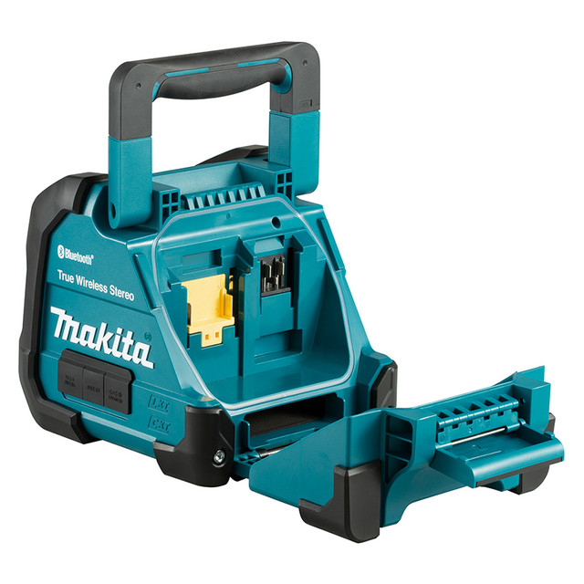 NEW Makita Jobsite Radio (DMR113) & Portable Bluetooth Speaker DMR203 