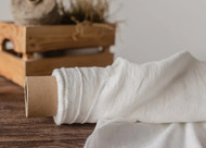 El Encanto del Lino en la Creación de Bolsos y Cojines: Elegancia Sostenible