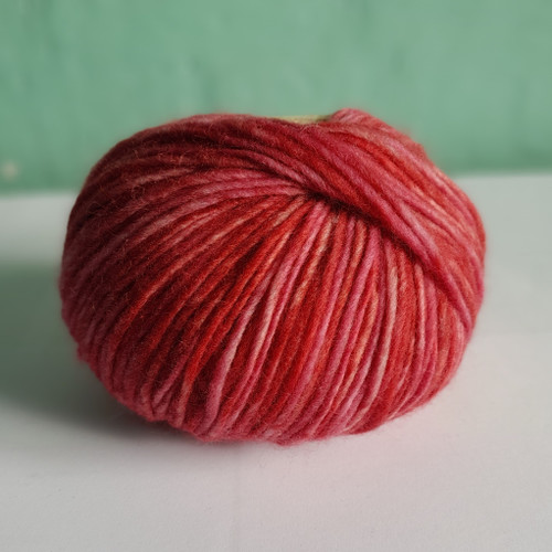 Cleckheaton California 8 ply 100 gm Red  Roses