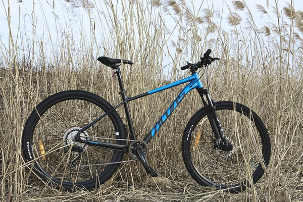 Alvas Strom MX9