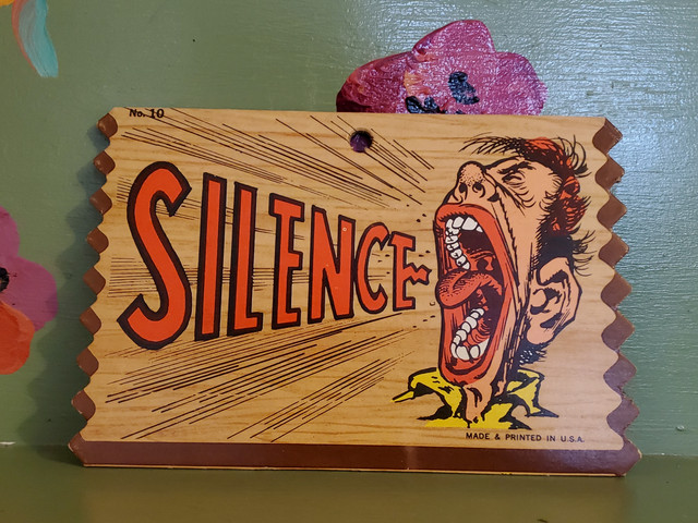 Vintage Funny sign plaque fink silence yelling