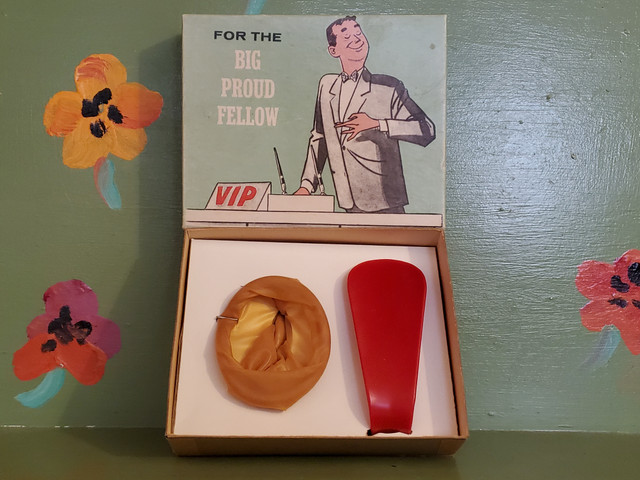 Vintage funny Condom Shoehorn Penis gag box