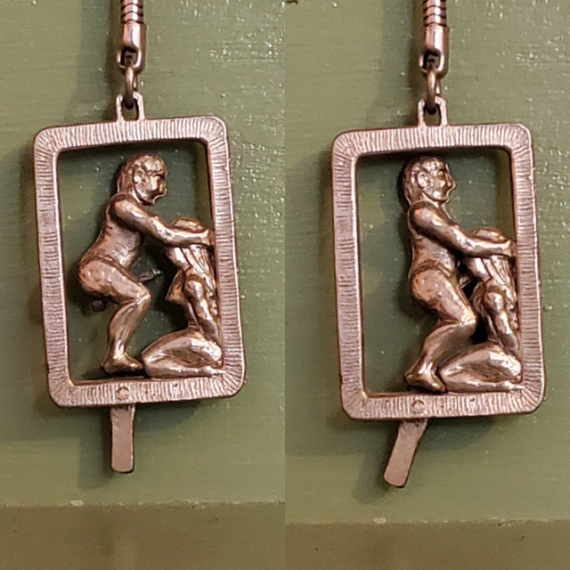 Vintage blowjob moving keychain