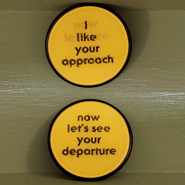 Approach Departurelenticular pin button