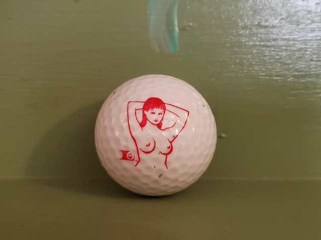 Vintage nude pinup boobs golf ball gag gift
