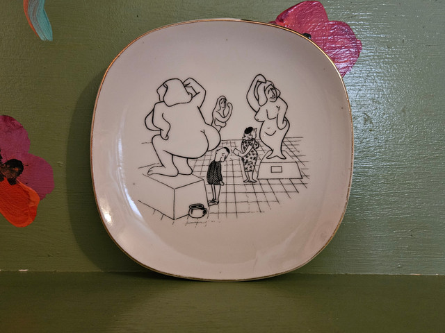 Vintage ashtray plate museum nude statue chamber pot poop