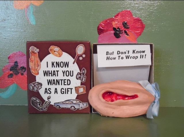 Vintage sex adult Novelty joke gift didn't know what to get you vagina pussy