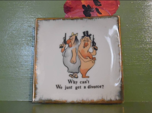 Vintage ashtray Novelty adult humor gun divorce